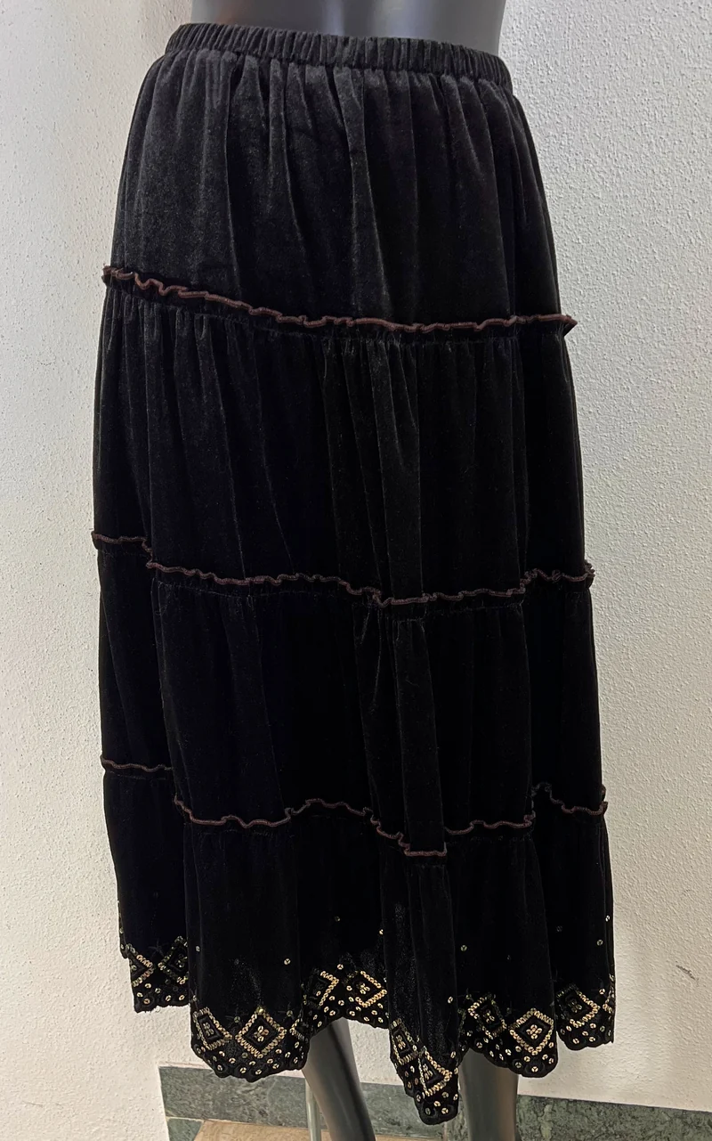 Vintage Y2K Black Velvet Tiered Skirt with Sequin Embroidery