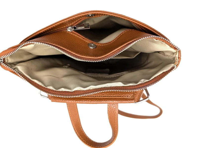 Wandelbarer Leder Rucksack – "Gabrielle", Handtasche, Schultertasche, Henkeltasche in einem.