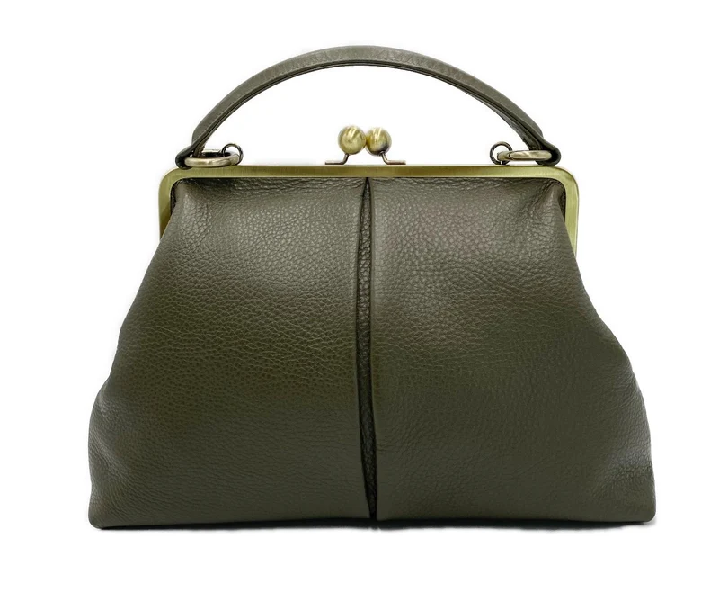 „Große Olive“ Vintage Lederhandtasche in Cremeweiß – Henkeltasche & Umhängetasche