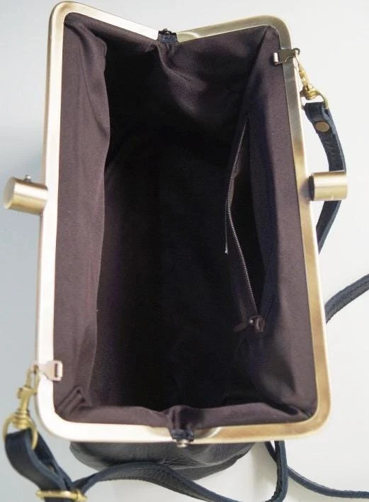 Damen Schultertasche und Clutch mit Bügelverschluss – "Dakota" Ledertasche aus echtem Leder