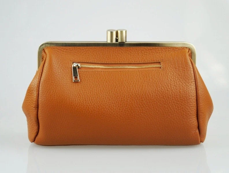 Braune Schulter-Clutch Tasche mit Schnappverschluss – Personalisierbare Handtasche "Dakota"