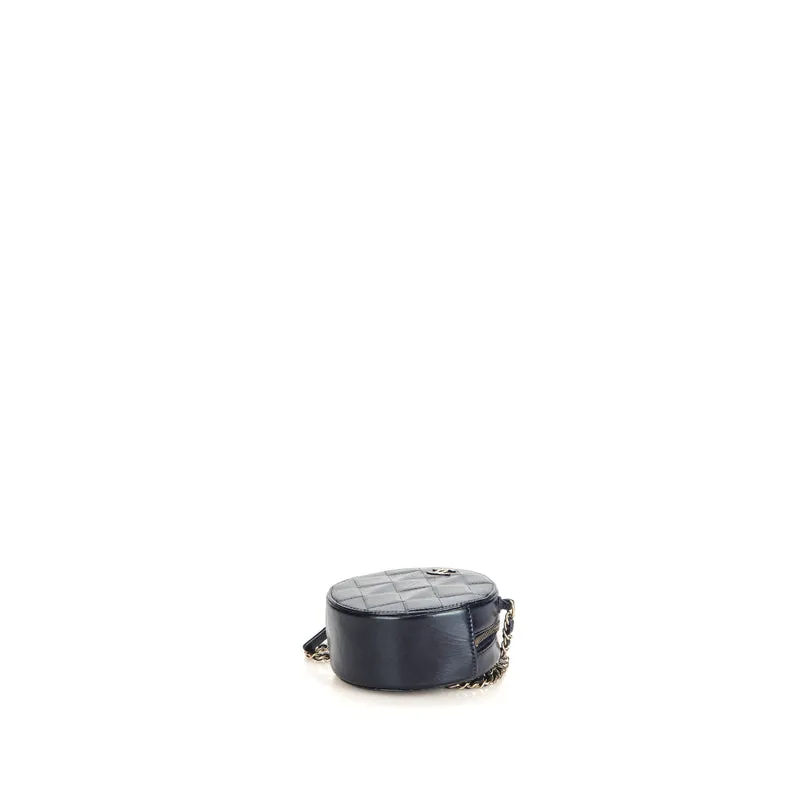 Round Crossbody