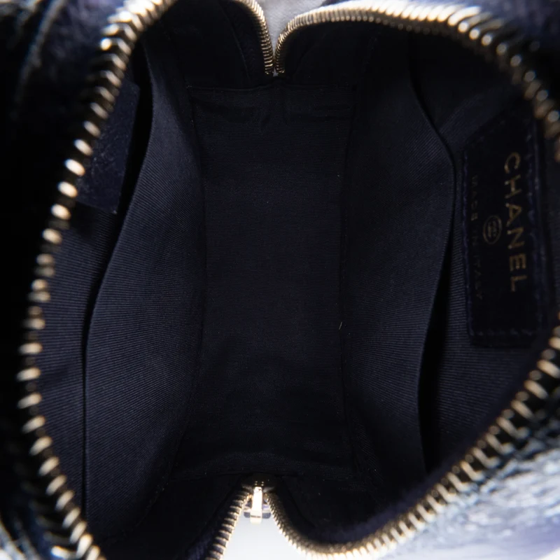 Round Crossbody