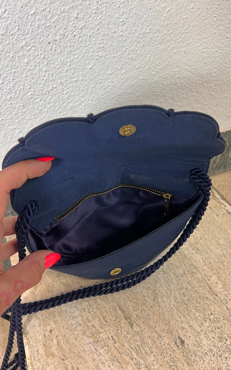 Vintage Darkblue Scallop Bag