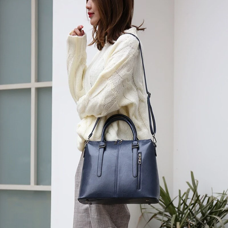 CLASSIC Vegane Lederhandtasche