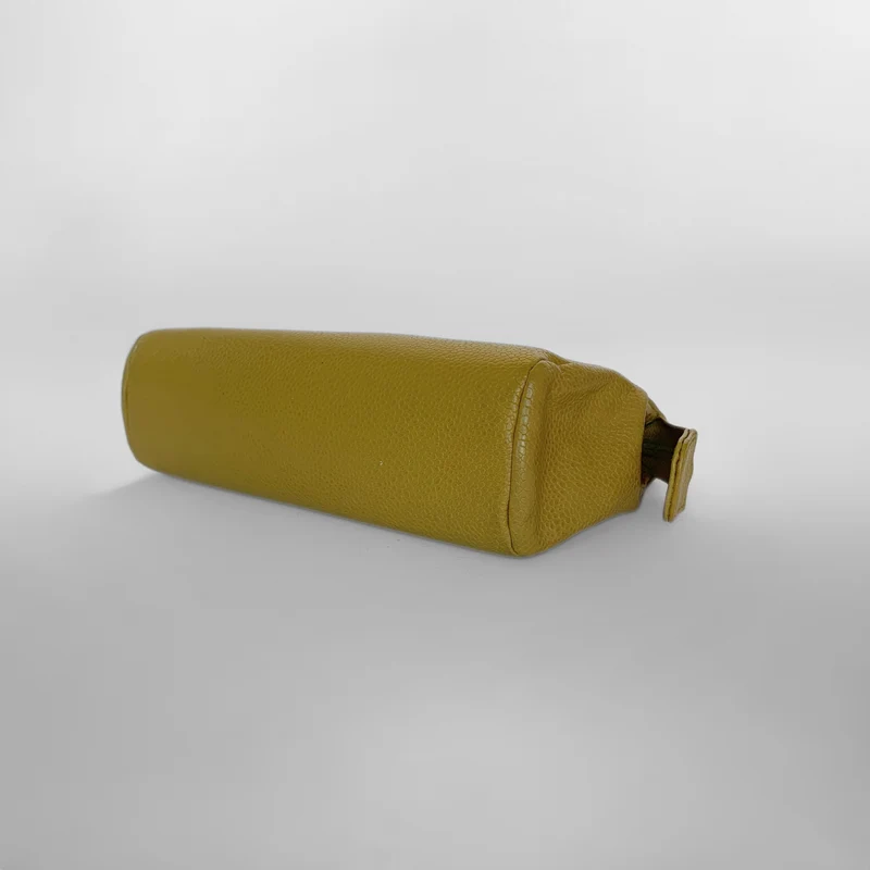 Chanel Kosmetiktasche Kaviarleder