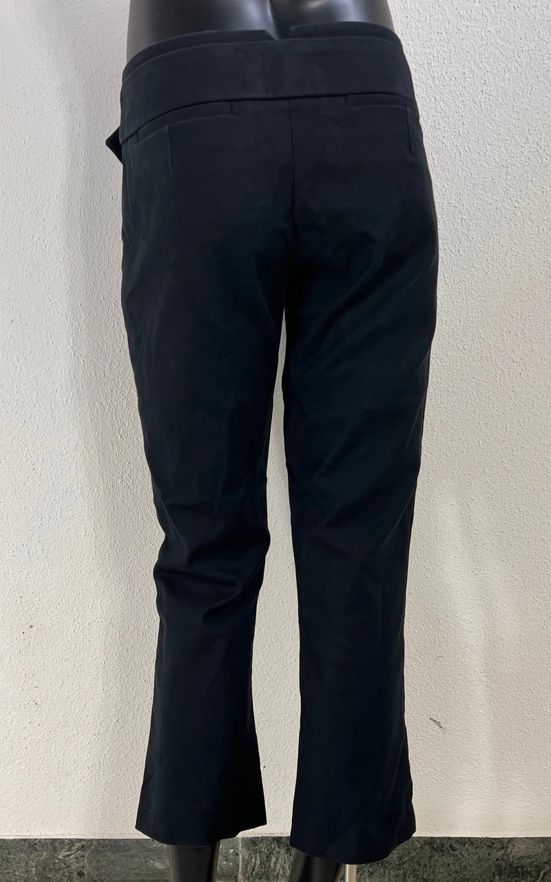 Gucci Black Cotton Cropped Flared Trousers with Gold-Tone Buckle