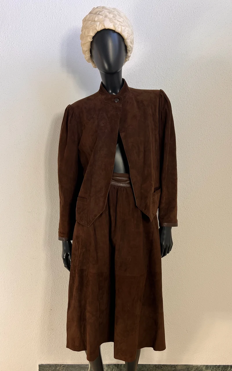 Vintage 1980s Brown Suede Leather Two-Piece Skirt Suit – Creation Bernard