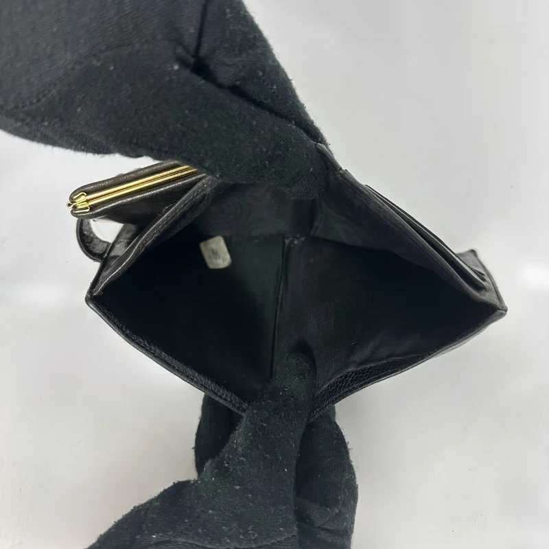 Chanel Zeitlose CC French Wallet aus schwarzem Kaviarleder