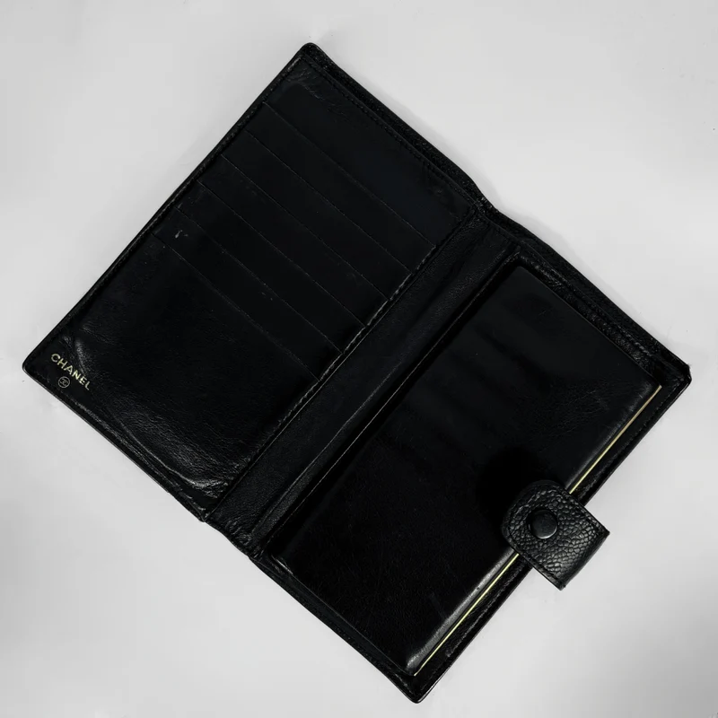Chanel CC French Long Wallet aus schwarzem Kaviarleder