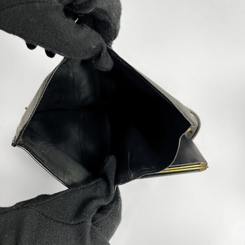 Chanel CC French Long Wallet aus schwarzem Kaviarleder