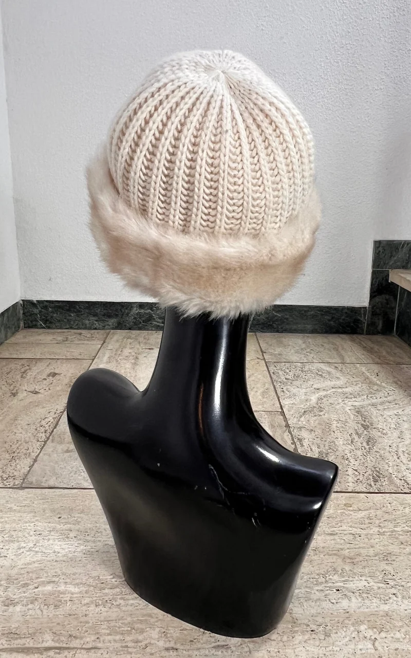 Vintage C&A Cream Wool Blend Faux Fur Hat