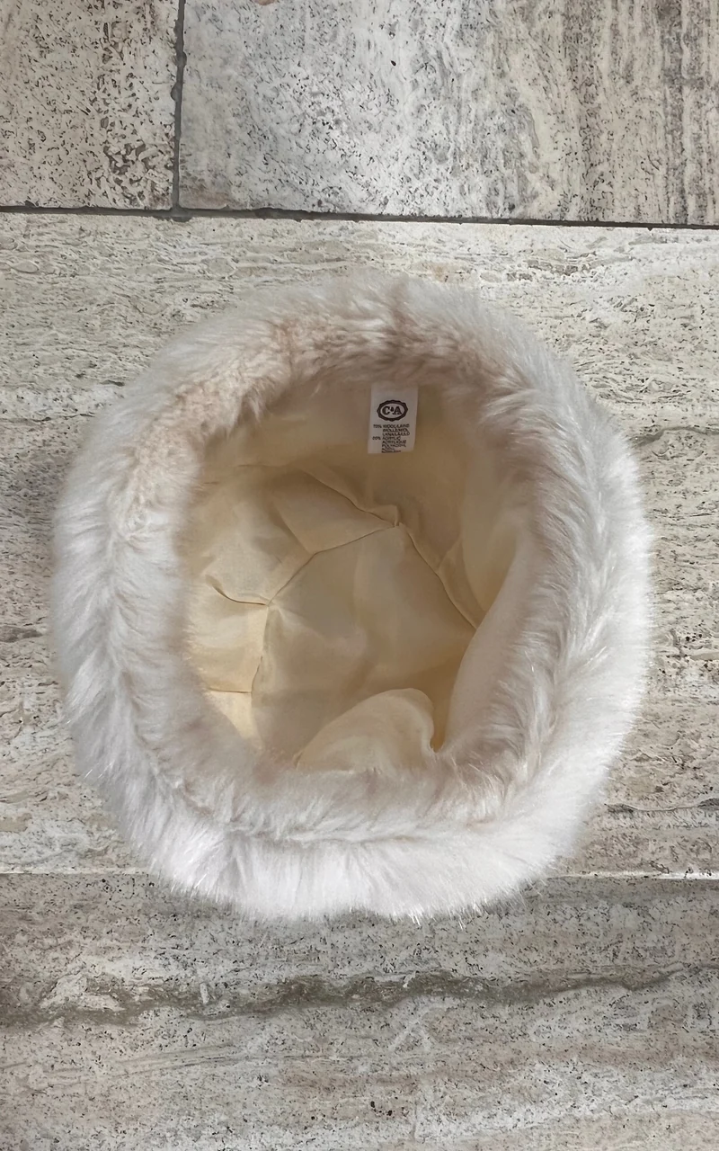 Vintage C&A Cream Wool Blend Faux Fur Hat
