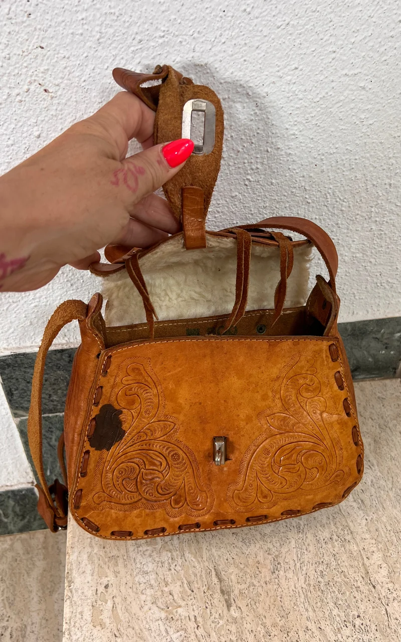 Vintage 1970s Tooled Leather Western Saddle Shoulder Bag