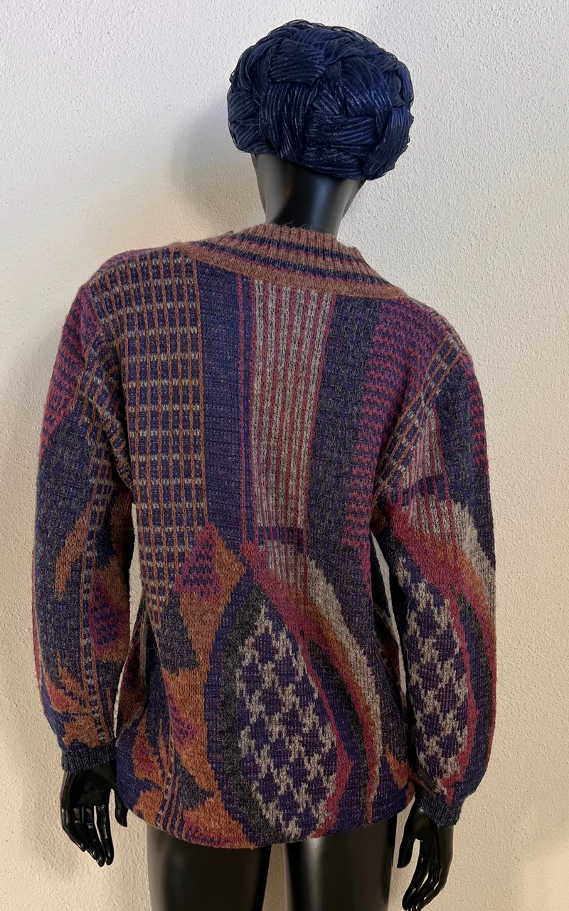Vintage Elegance Paris Jumper