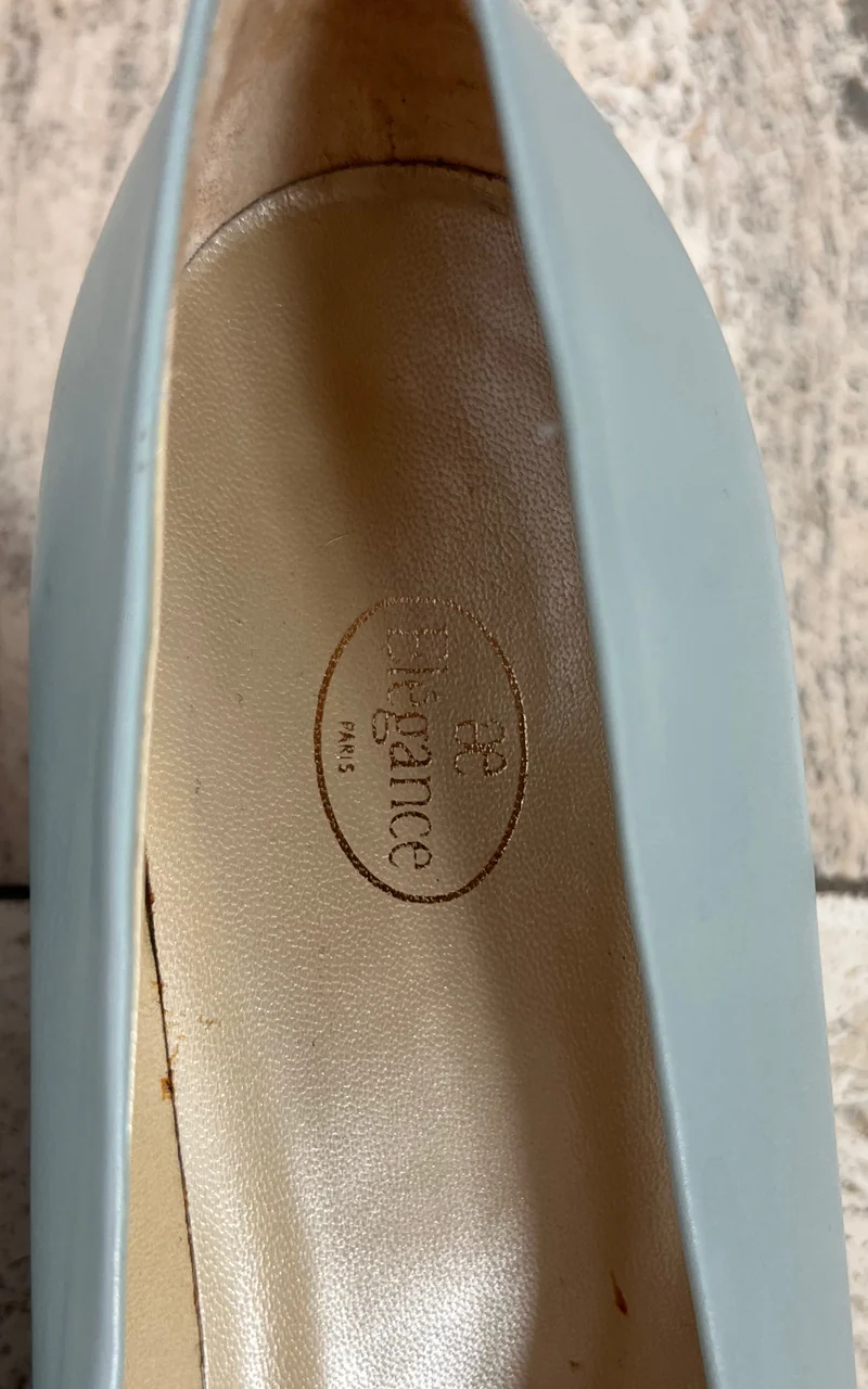 Vintage Elegance Paris Pumps 40