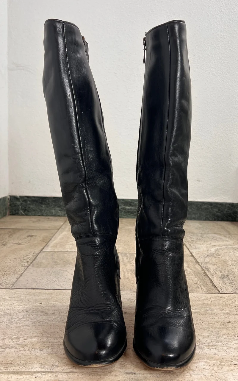 Vintage 70s Black Knee-High Boots 39