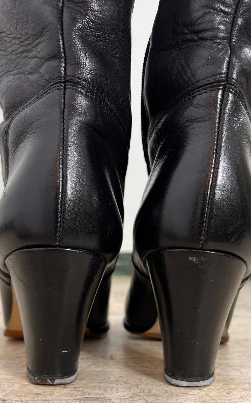 Vintage 70s Black Knee-High Boots 39