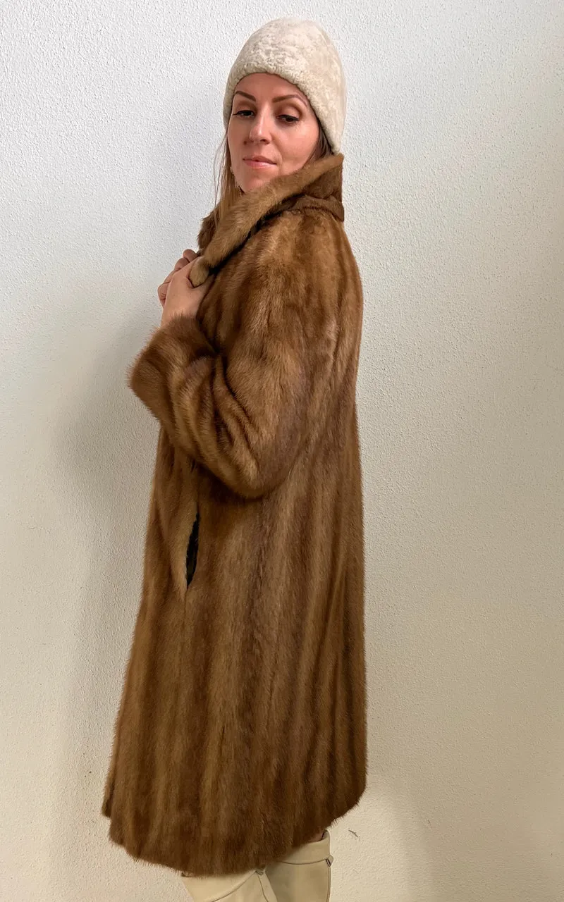 Vintage 1970s Brown Mink Fur Coat