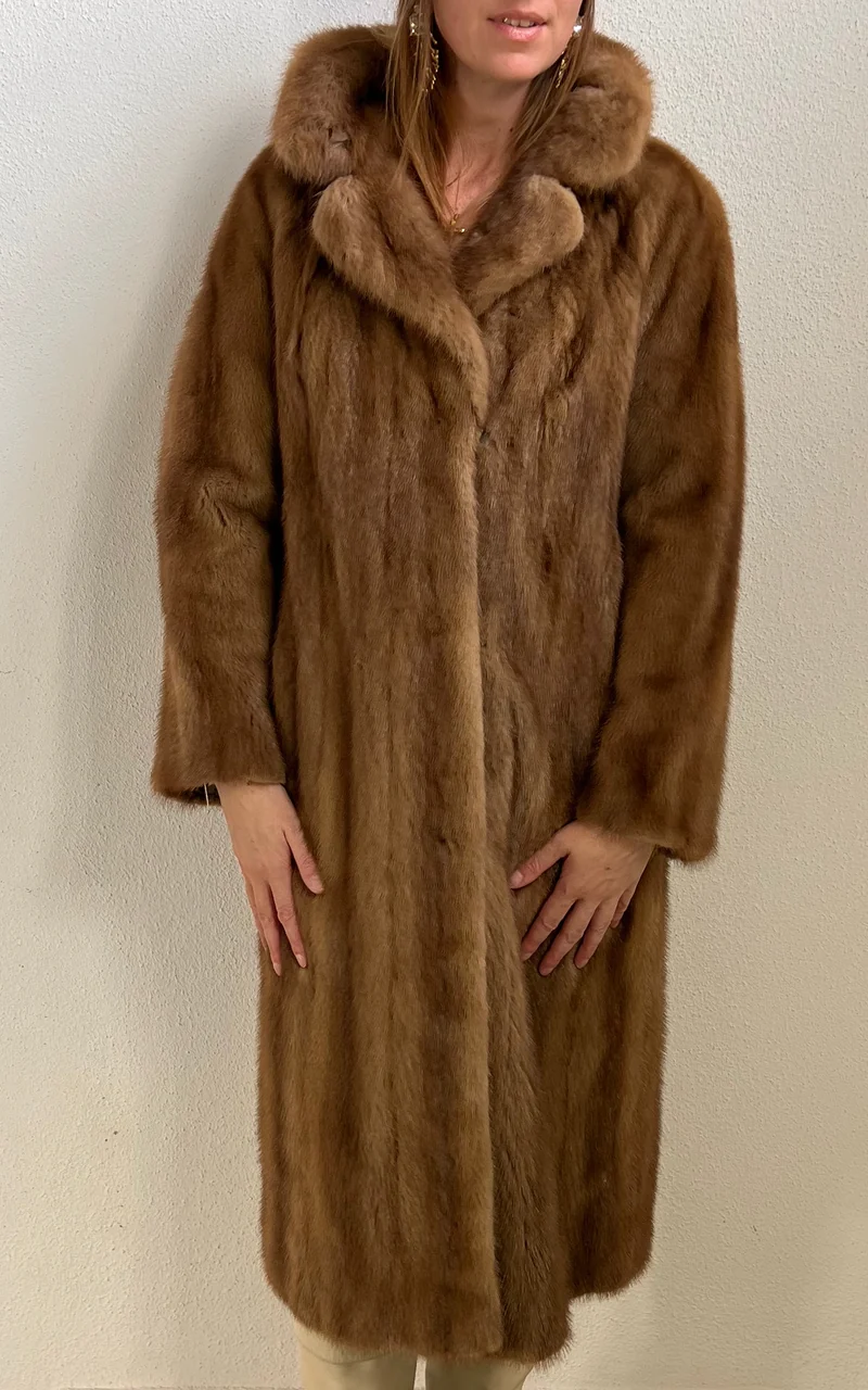 Vintage 1970s Brown Mink Fur Coat