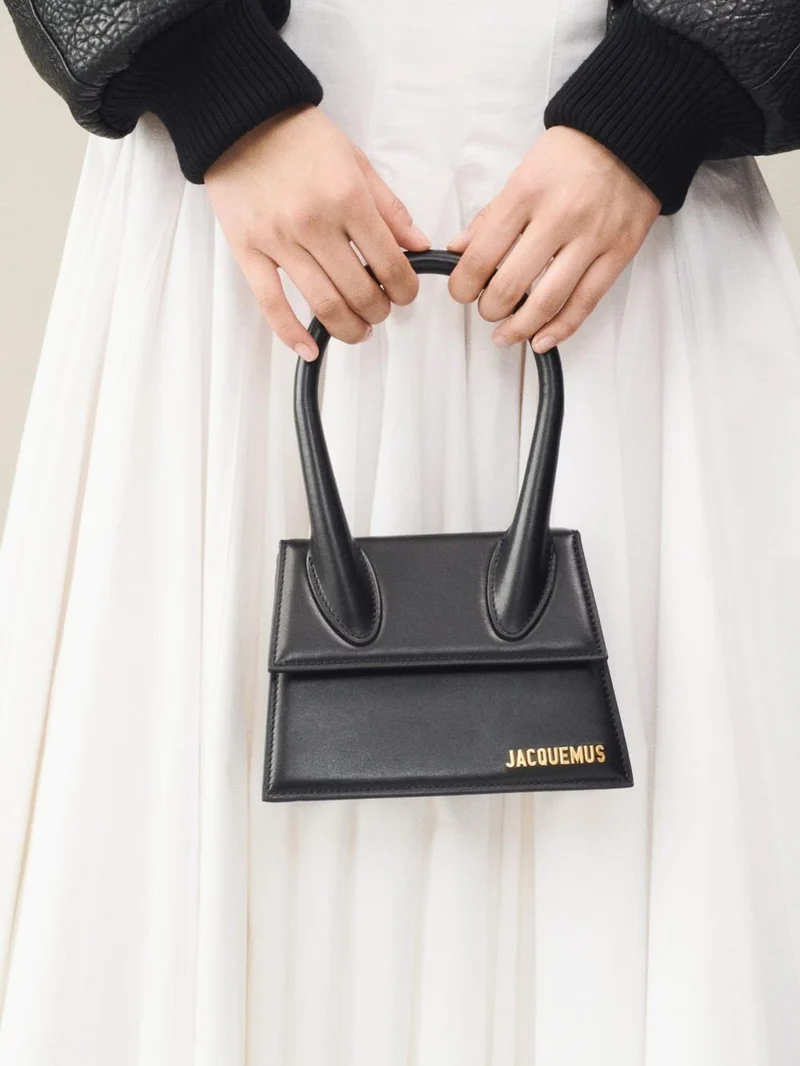 Jacquemus Henkeltasche Damen Le Chiquito Moyen Schwarz 213BA002-3000-990