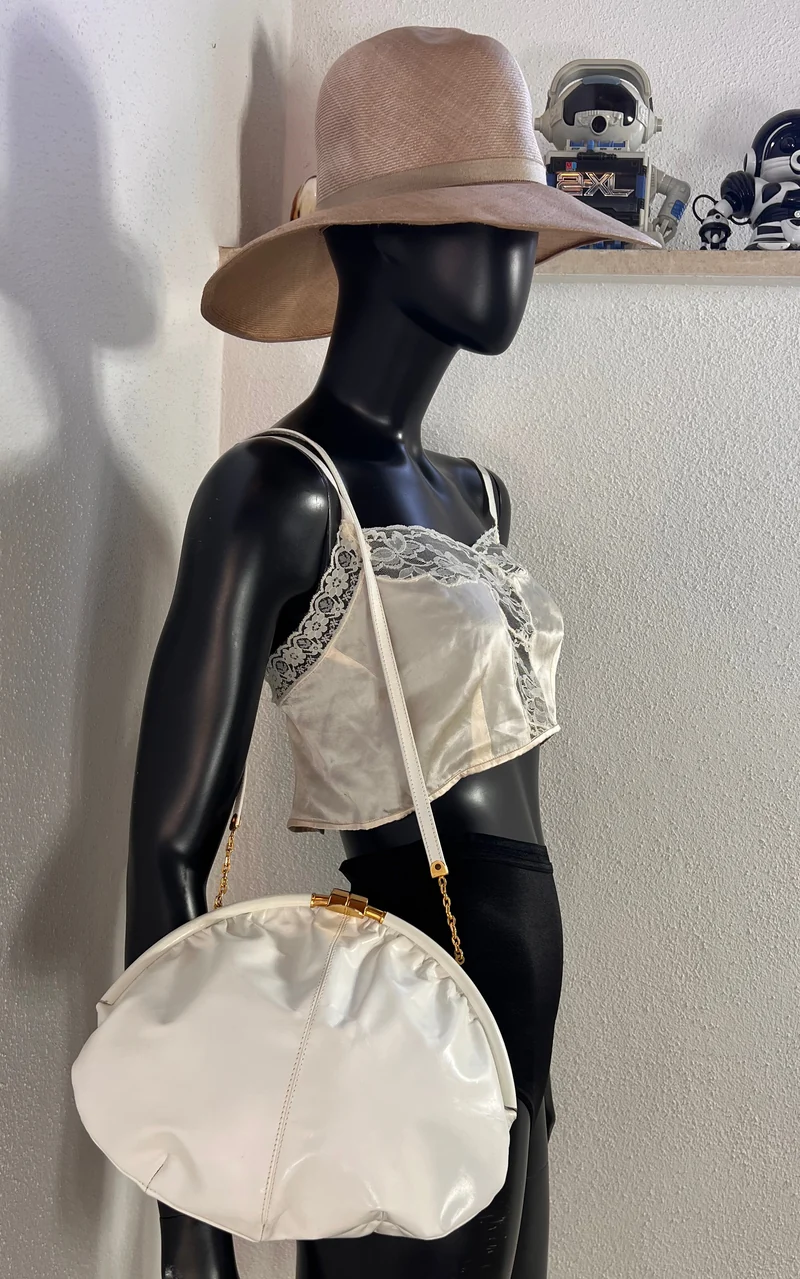 Vintage 70s White Rodo Italy Clutch Bag