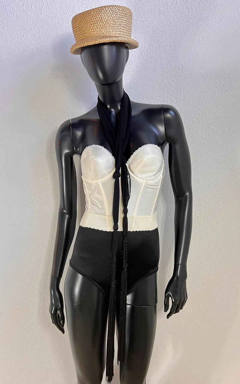 Vintage She Tassel Skinny Scarf Black