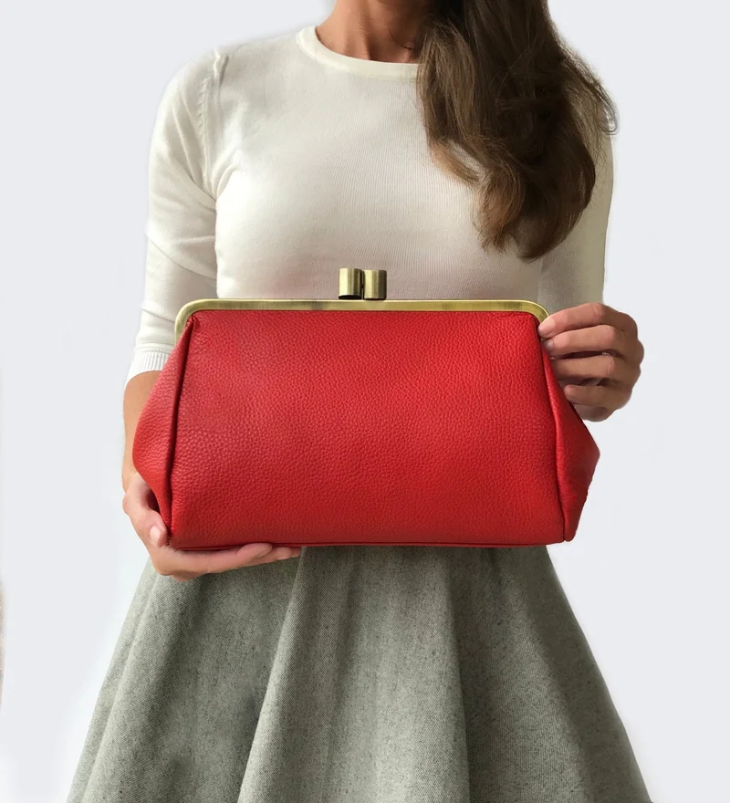 Vintage Leder Handtasche, Vintage Clutch "Dakota" in rot, Ledertasche, Leder Schultertasche, Leder Tasche mit Klippverschluss