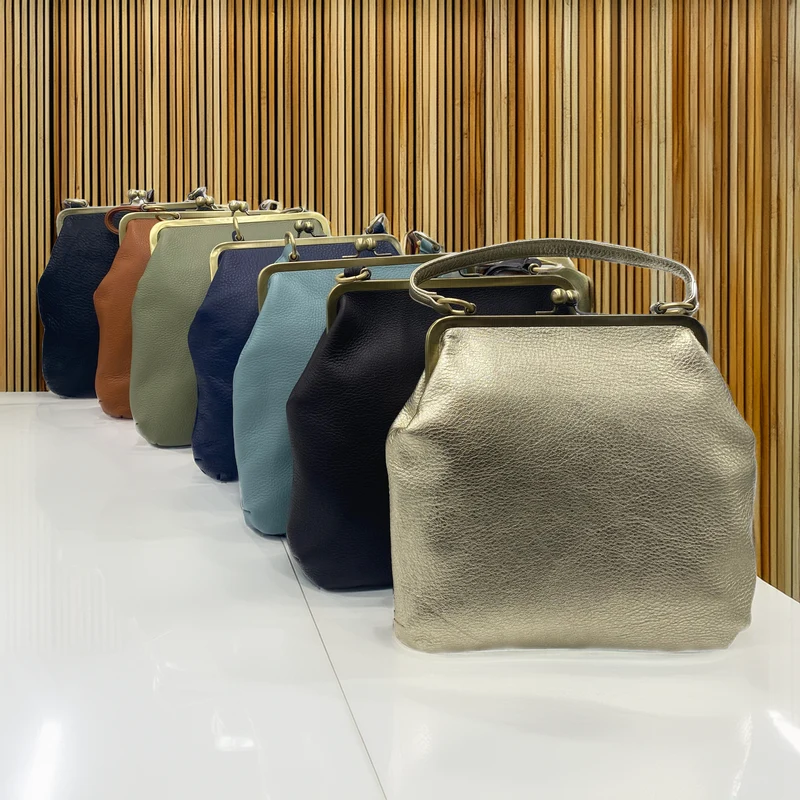 Schwarze Lederhandtasche - Zoe, Retro Damen Schultertasche und Umhängetasche