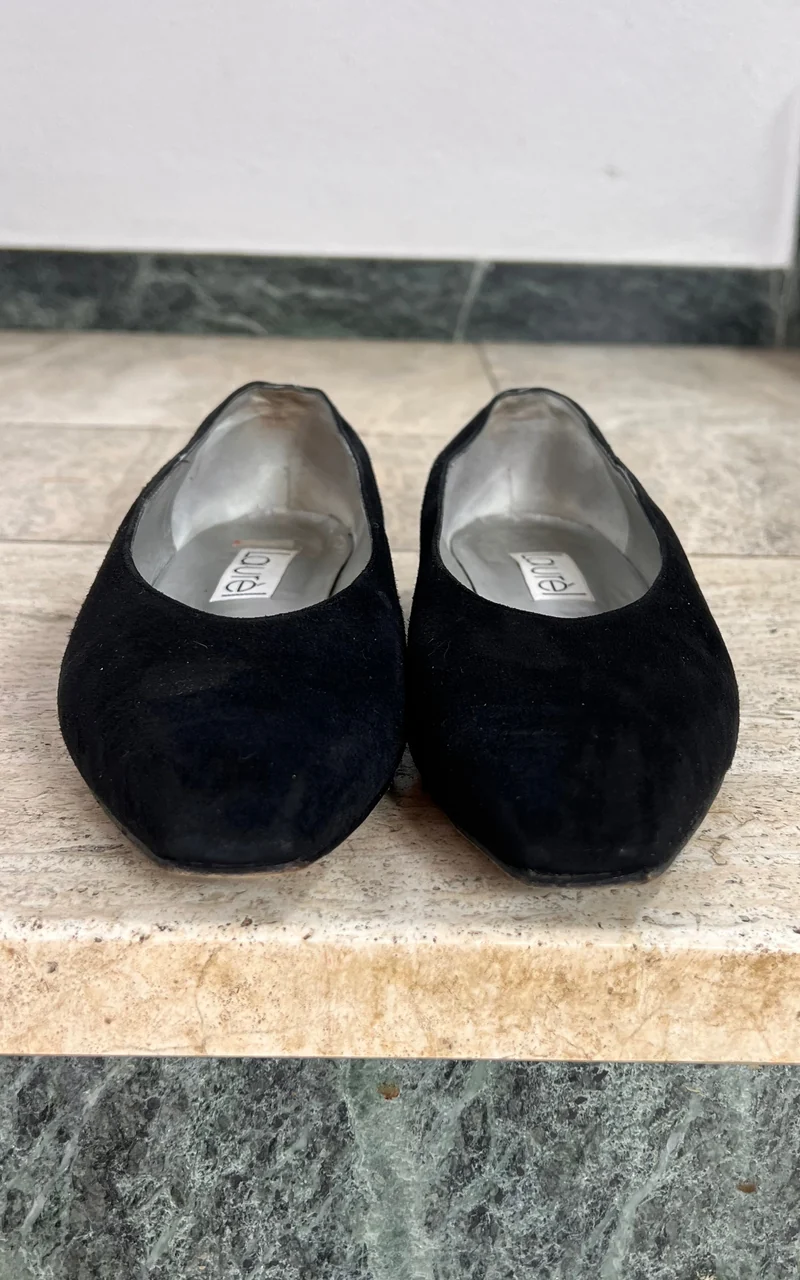 Vintage Laurel Black Suede Ballet Flats 40