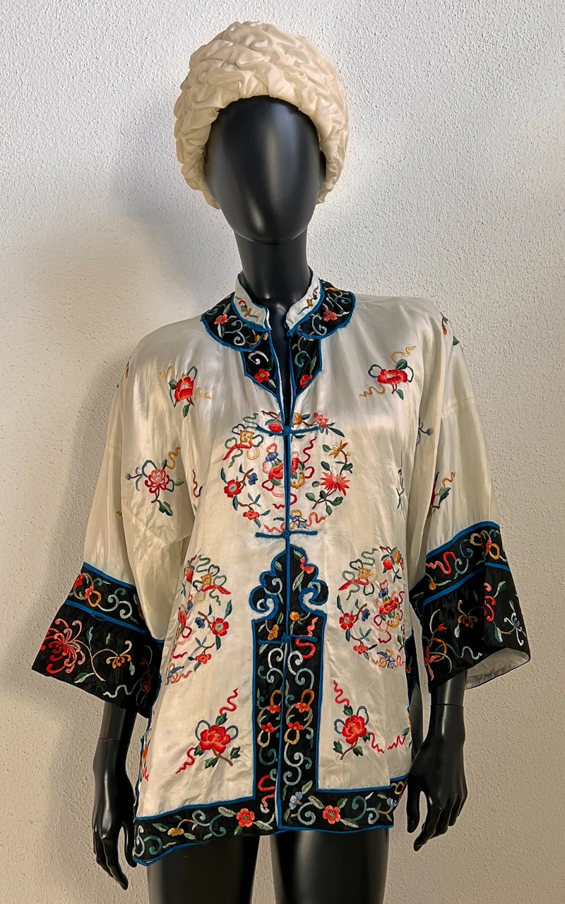 Vintage Embroidered Chinese Silk Jacket