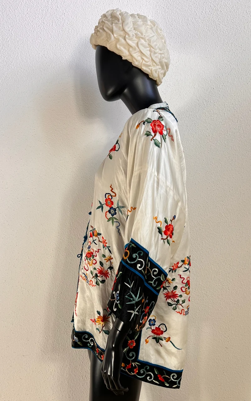 Vintage Embroidered Chinese Silk Jacket