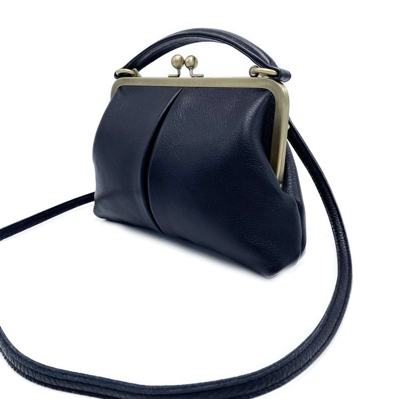 Retro Leder Handtasche und Umhängetasche - Kleine Olive in Schwarz - Henkeltasche und Schultertasche - Bügeltasche mit Clipverschluss