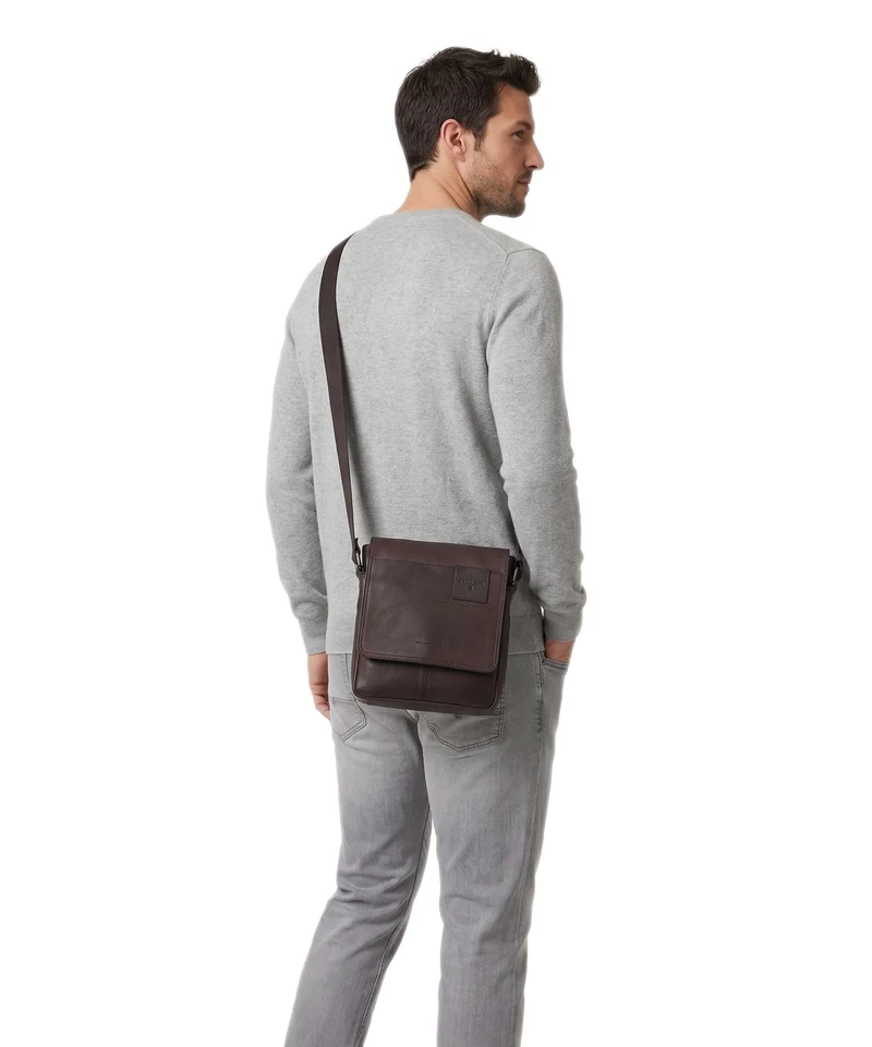 Strellson Hyde Park 1.0 Jeremy Umhängetasche darkbrown