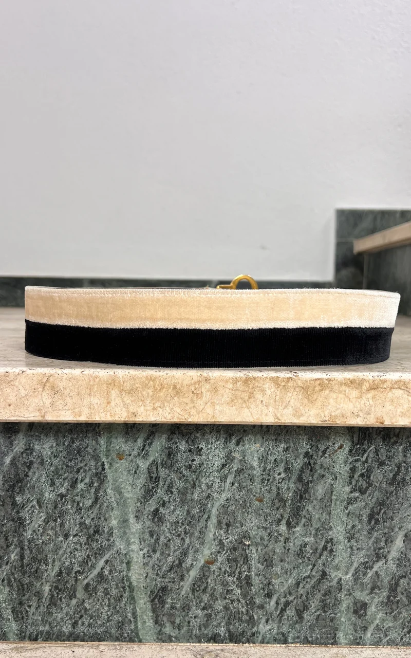 Vintage 70s Roberta di Camerino Velvet Belt