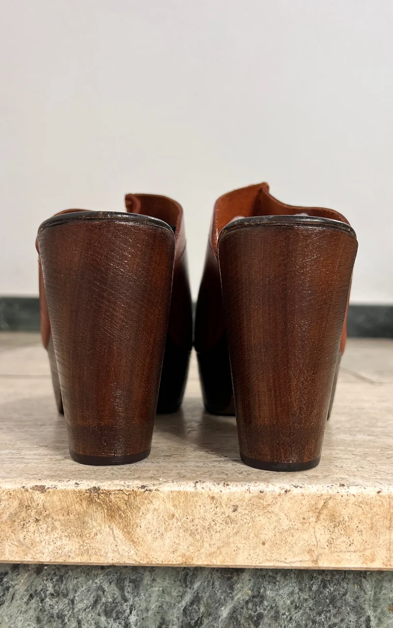 Deadstock 70s Style Clogs 38