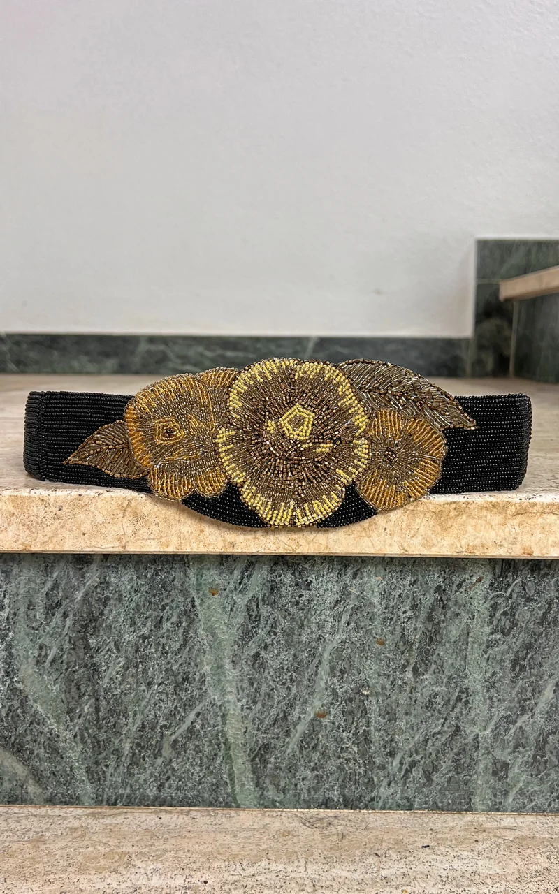 Vintage 70s Beaded Floral Waist Belt