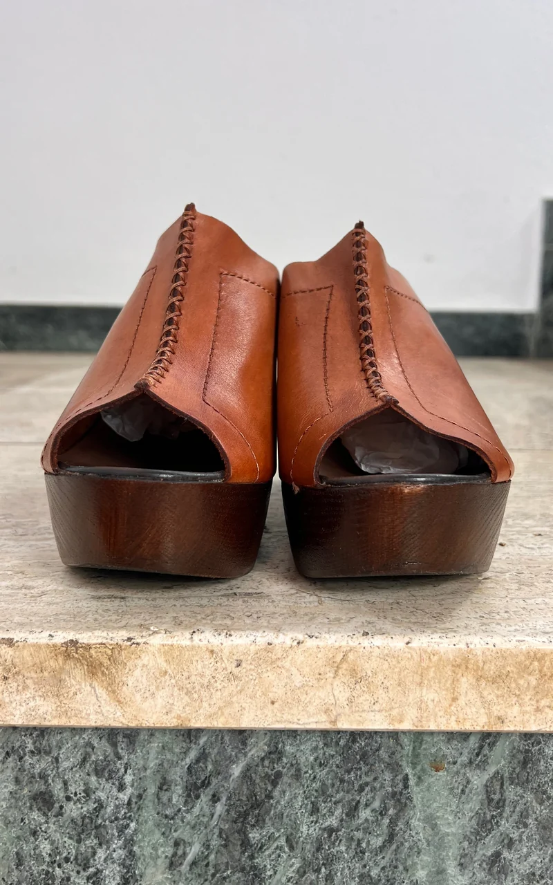 Deadstock 70s Style Clogs 39