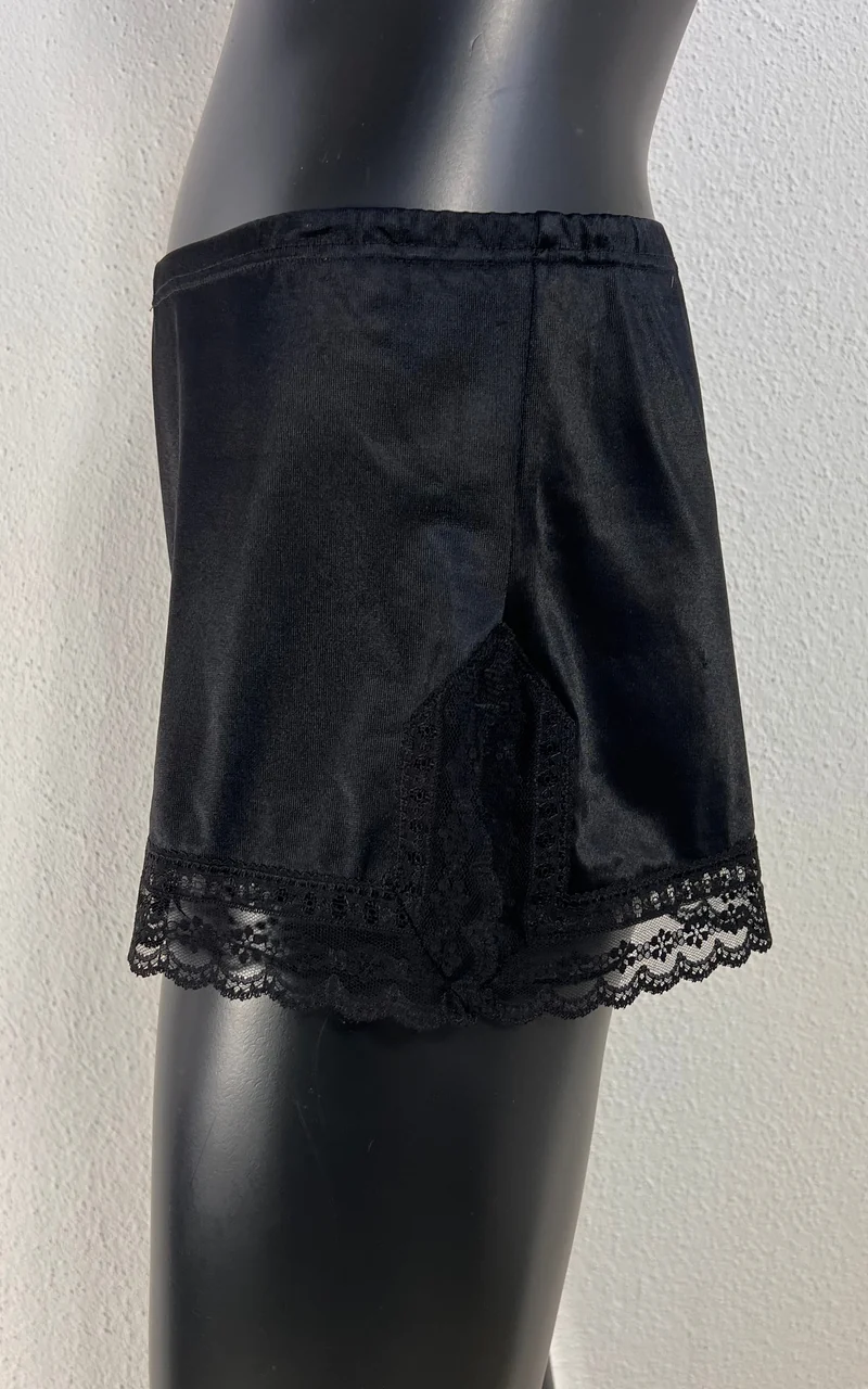 Vintage Schiesser Lace Lingerie Panty 38