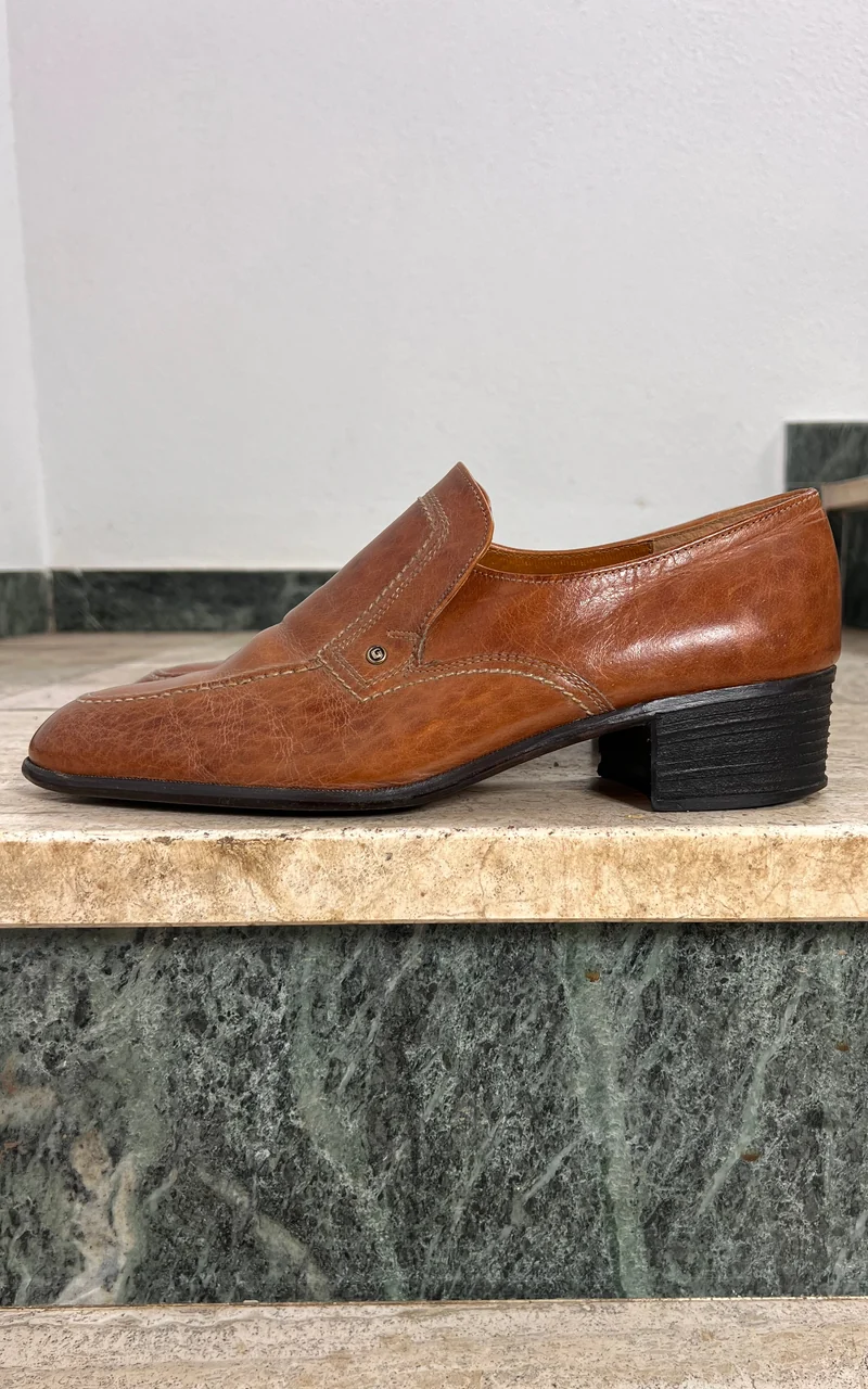 Vintage Mens 70s Leather Heeled Loafers 43