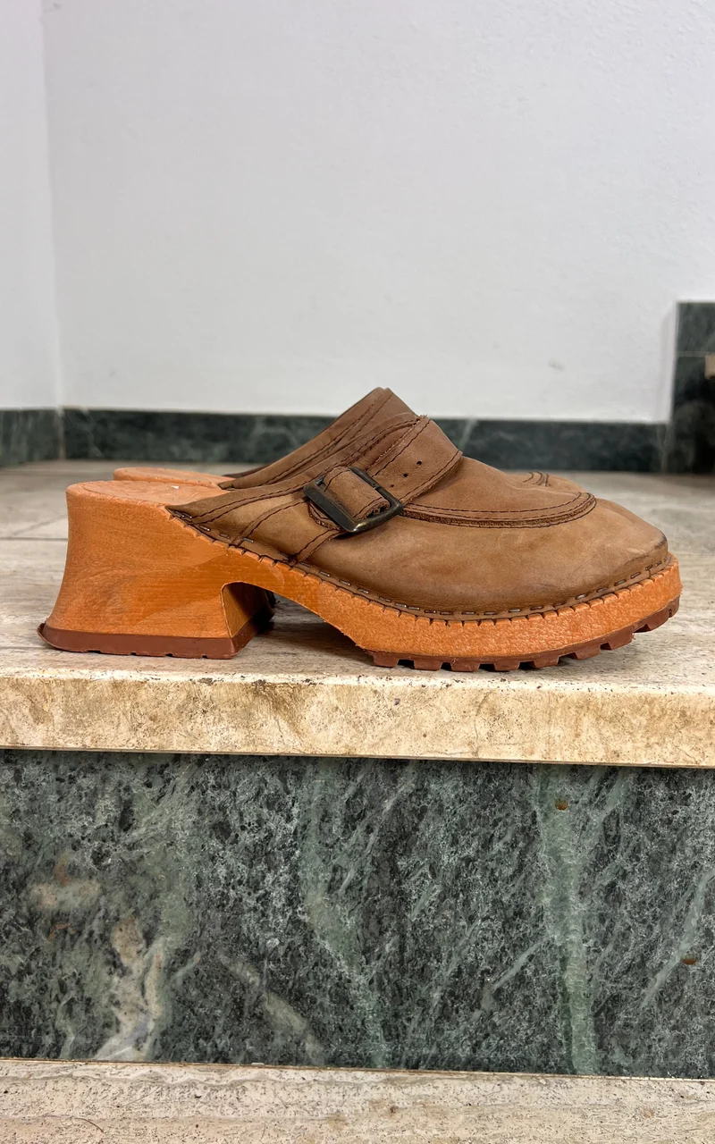 Vintage 70s Clogs 38
