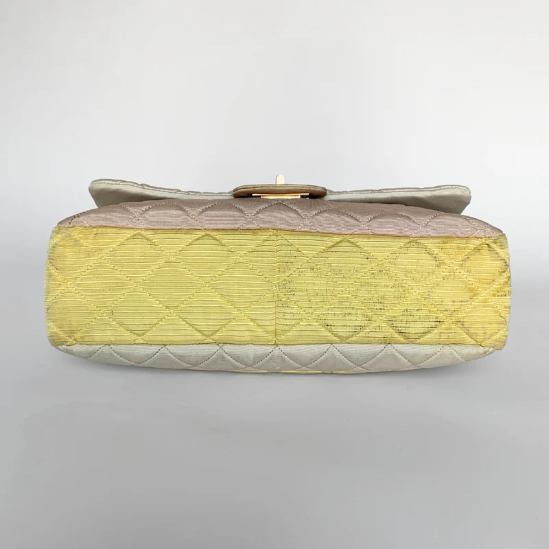 Chanel 2.55 Stepptasche Nylon