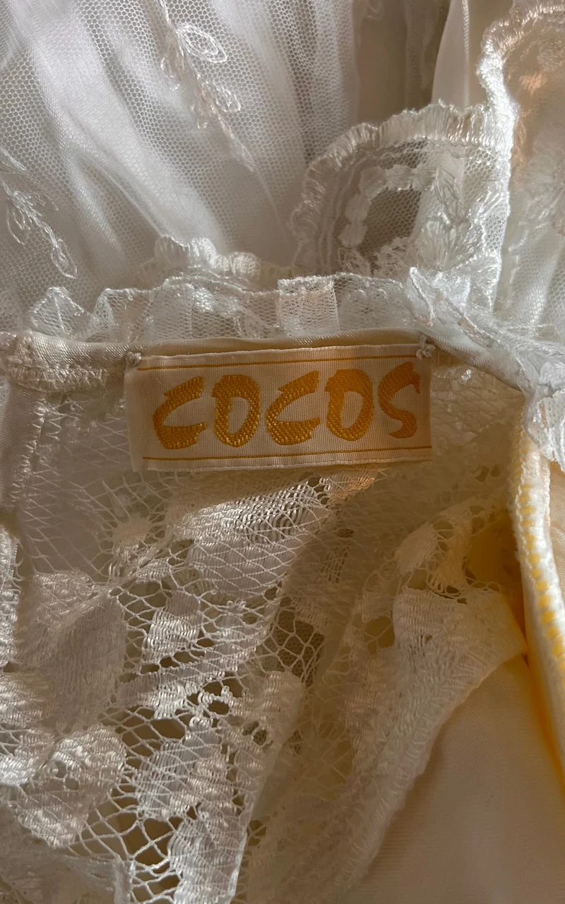 Vintage 80s Cocos Lace Set