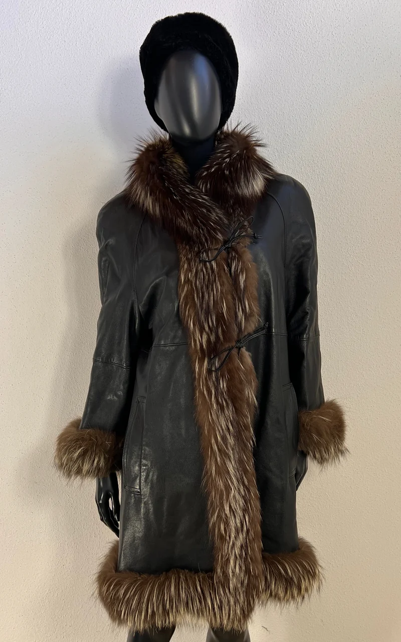 Vintage Leather Coat with Fur Trim Details