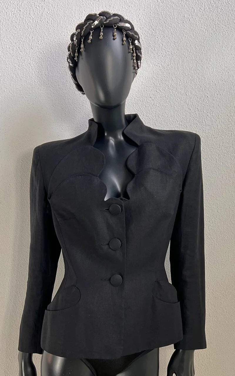 Vintage Emmanuelle Khanh Scallop Linnen Blazer