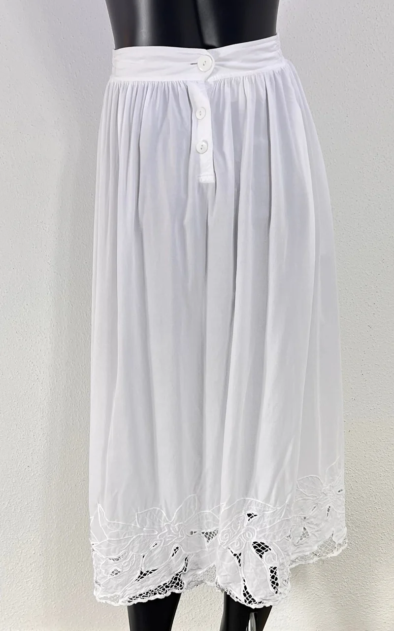 Vintage Apart Bali Lace Skirt