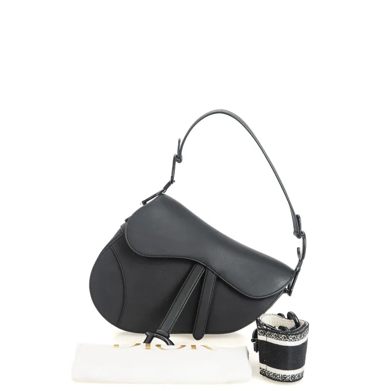 Saddle Bag mit Riemen
