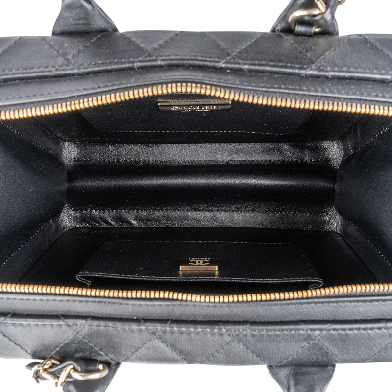 Chanel Quilted Lambskin CC Stitched Vanity Crossbody Handbag