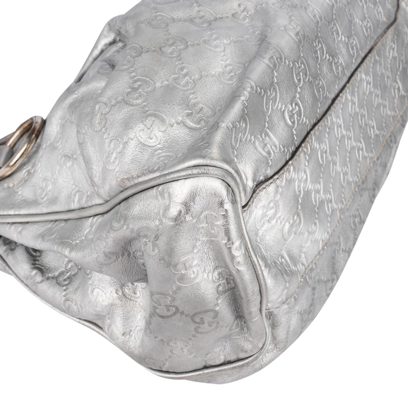 Gucci Guccissima Leather Sukey Handbag