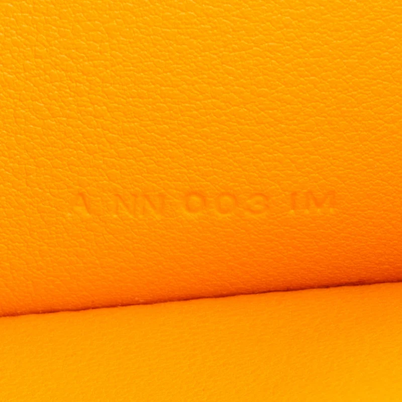 Hermès Swift Leather Convoyeur Crossbody Bag